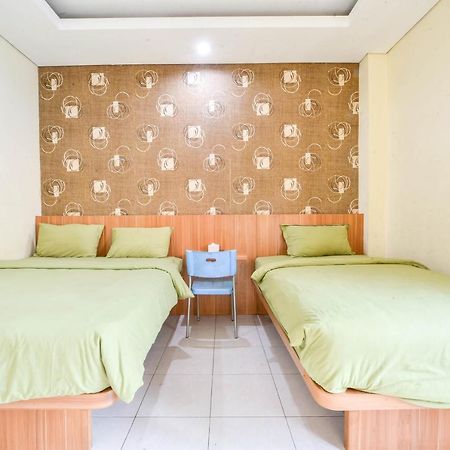 กรีน แอปเปิล เรสซิเดนซ์ เรดพาร์ตเนอร์ Hotel จาการ์ตา ภายนอก รูปภาพ
