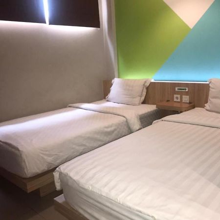 กรีน แอปเปิล เรสซิเดนซ์ เรดพาร์ตเนอร์ Hotel จาการ์ตา ภายนอก รูปภาพ