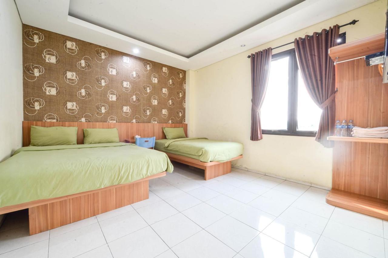 กรีน แอปเปิล เรสซิเดนซ์ เรดพาร์ตเนอร์ Hotel จาการ์ตา ภายนอก รูปภาพ