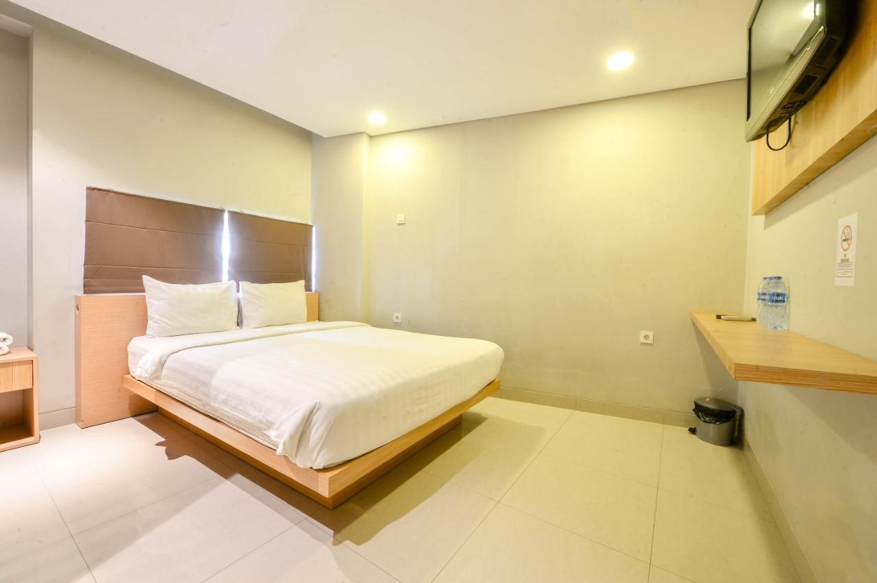 กรีน แอปเปิล เรสซิเดนซ์ เรดพาร์ตเนอร์ Hotel จาการ์ตา ภายนอก รูปภาพ